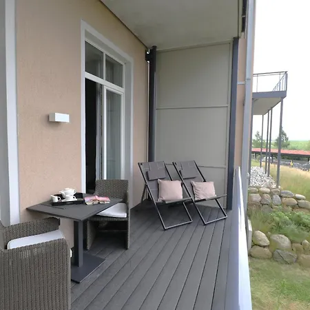 Alte Seefahrtschule Kranichnest 公寓