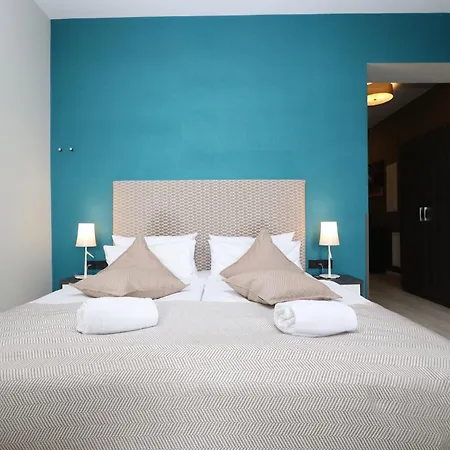 Alte Seefahrtschule Kranichnest * Wustrow (Fischland)